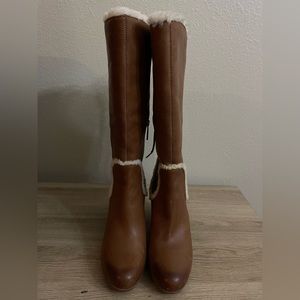 Women’s Ugg Wedge Boots - Tan